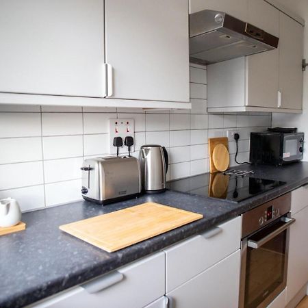 Guestready - Homely Leeds City Apartment Sleep 4 Meanwood Extérieur photo