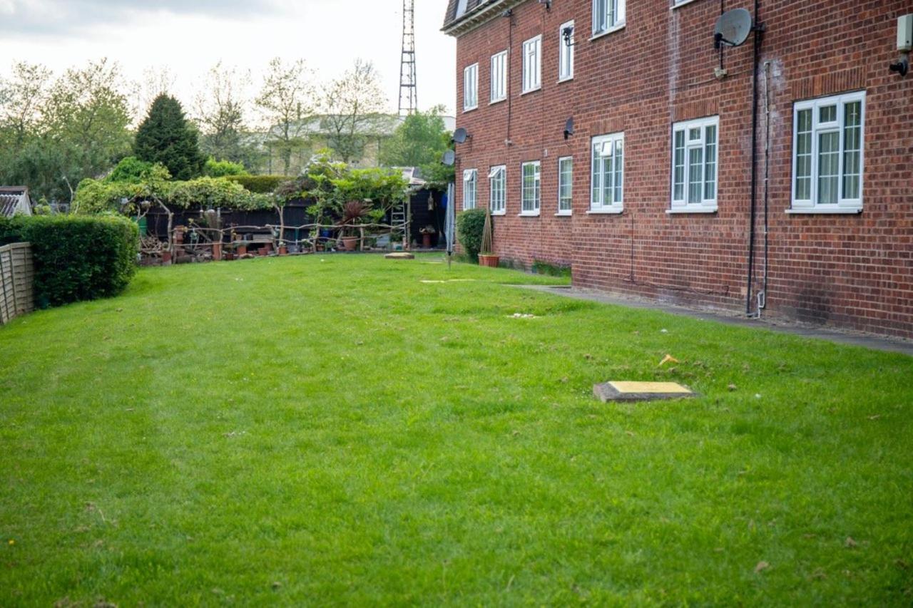Guestready - Homely Leeds City Apartment Sleep 4 Meanwood Extérieur photo