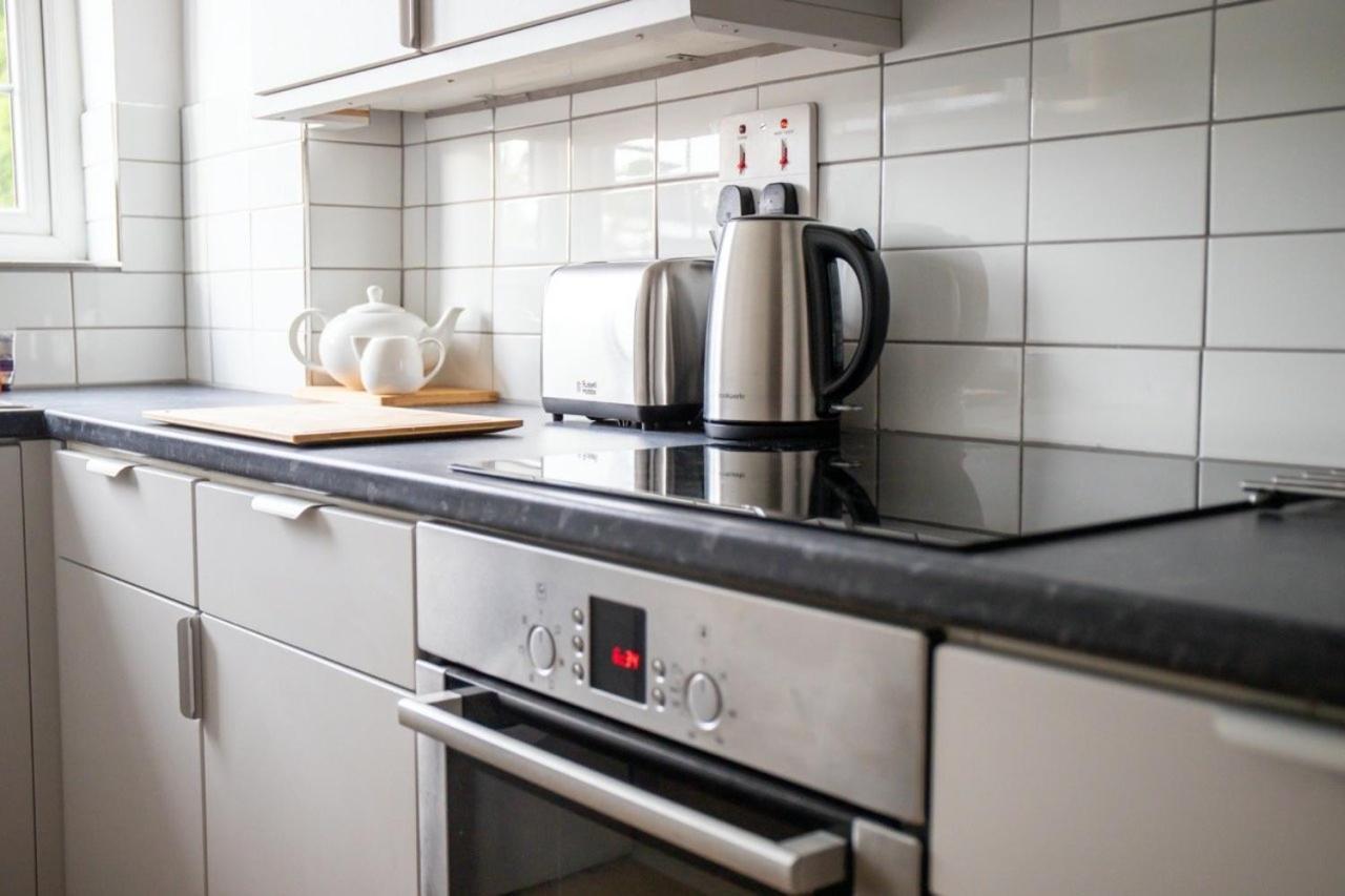 Guestready - Homely Leeds City Apartment Sleep 4 Meanwood Extérieur photo