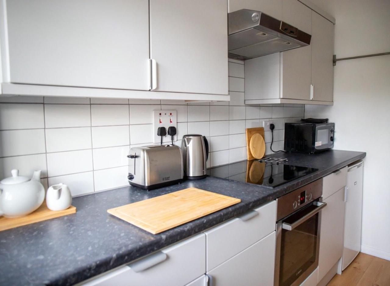 Guestready - Homely Leeds City Apartment Sleep 4 Meanwood Extérieur photo