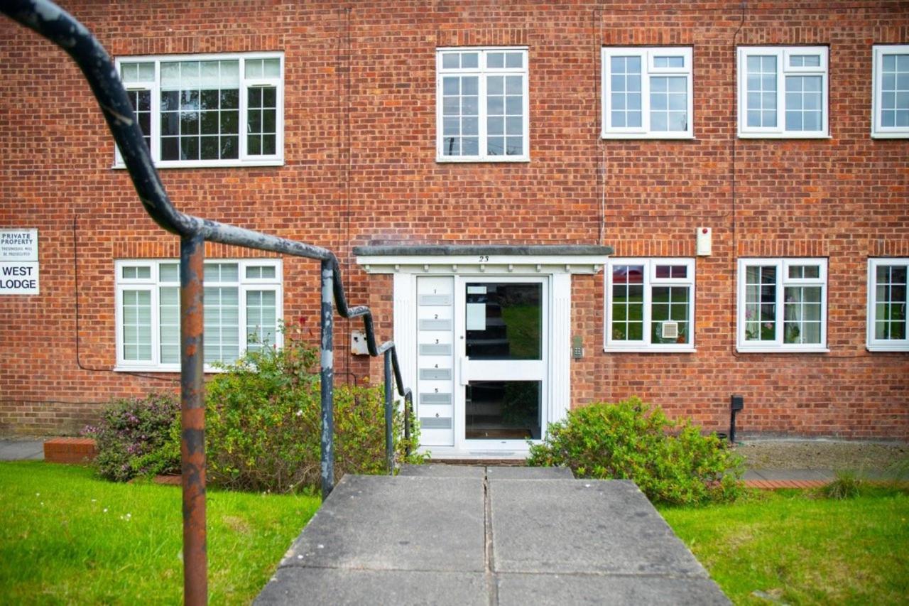 Guestready - Homely Leeds City Apartment Sleep 4 Meanwood Extérieur photo